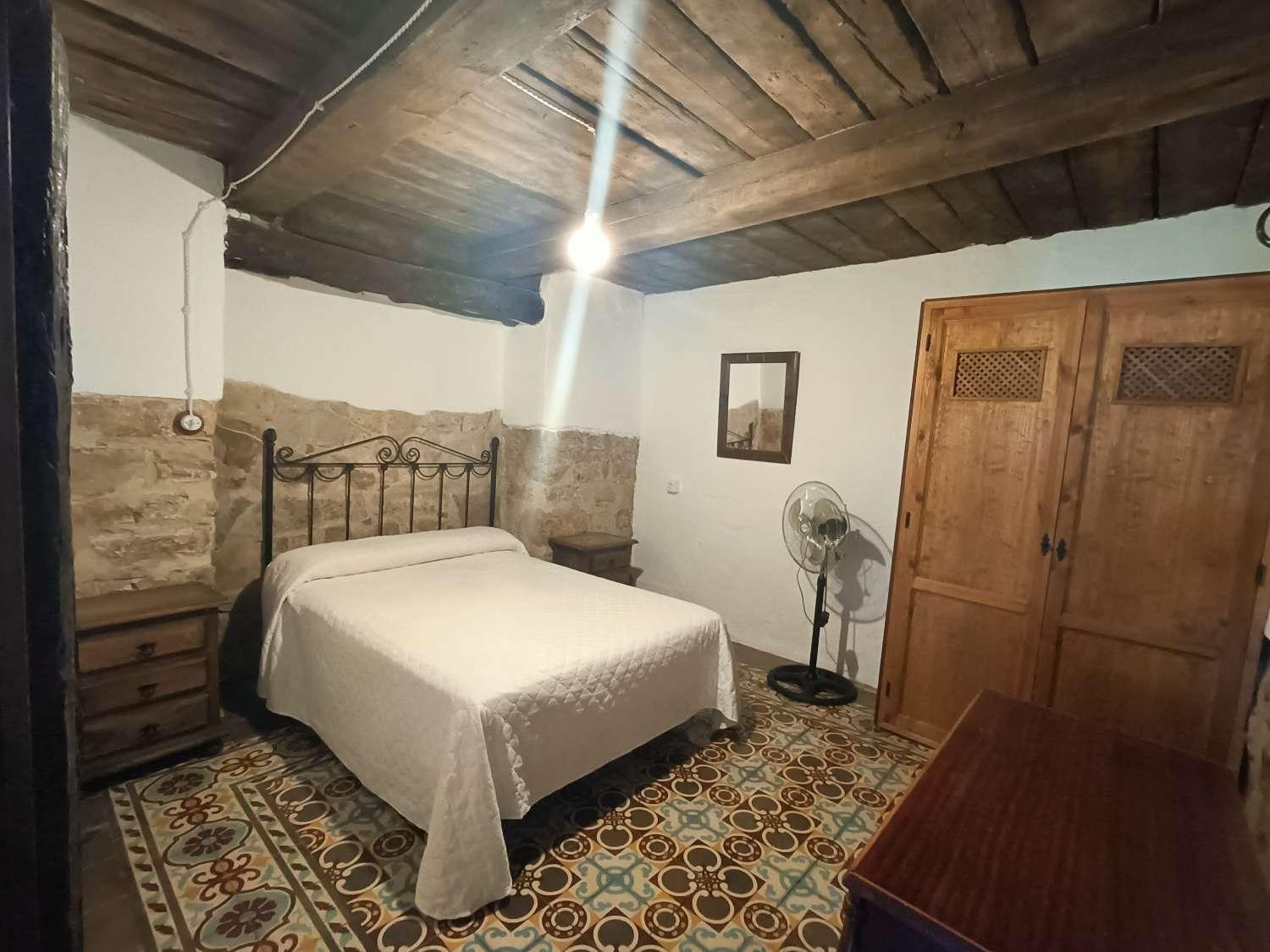 House for Sale in Montefrío
