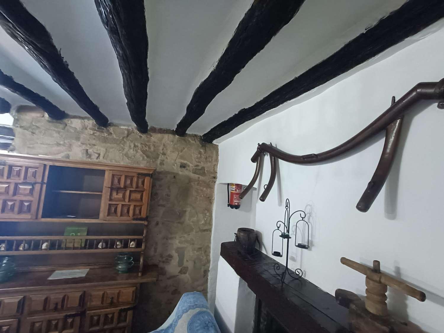 House for Sale in Montefrío
