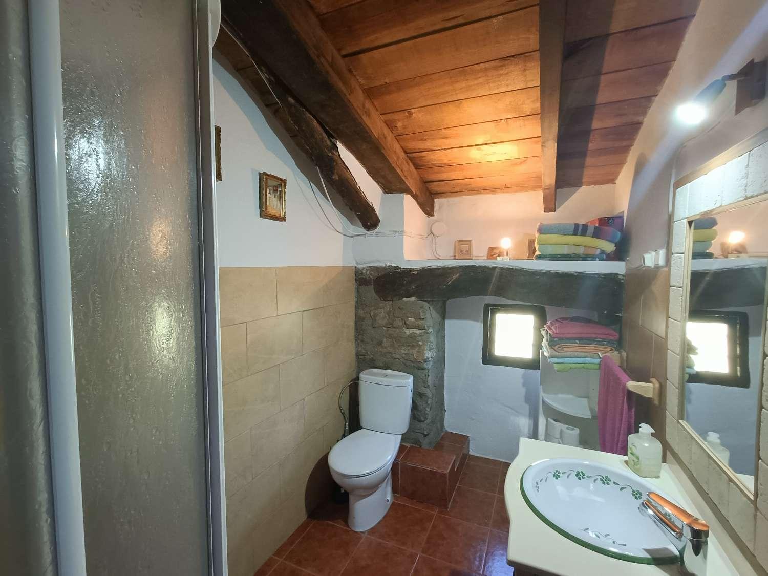 House for Sale in Montefrío