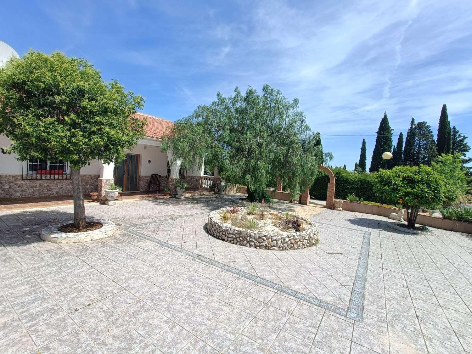 House for Sale in Moraleda de Zafayona