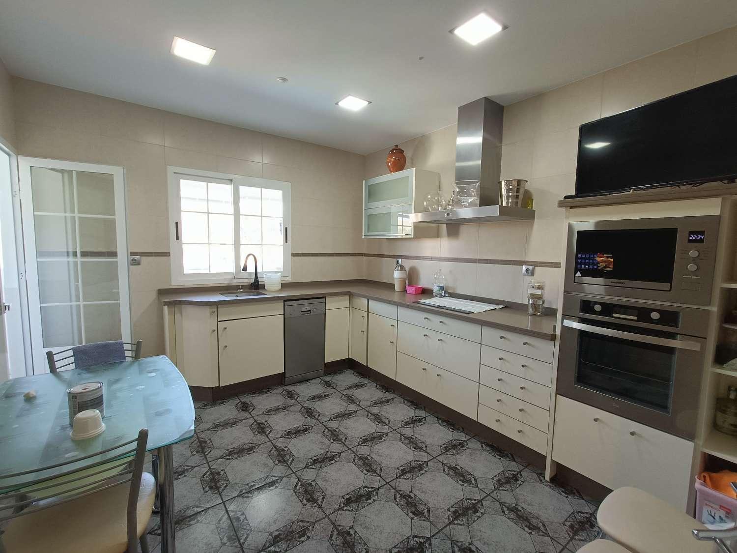 House for Sale in Loja