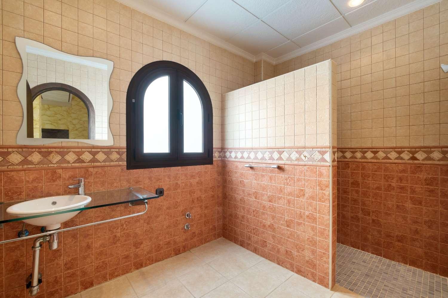 Villa en Venta en Orihuela