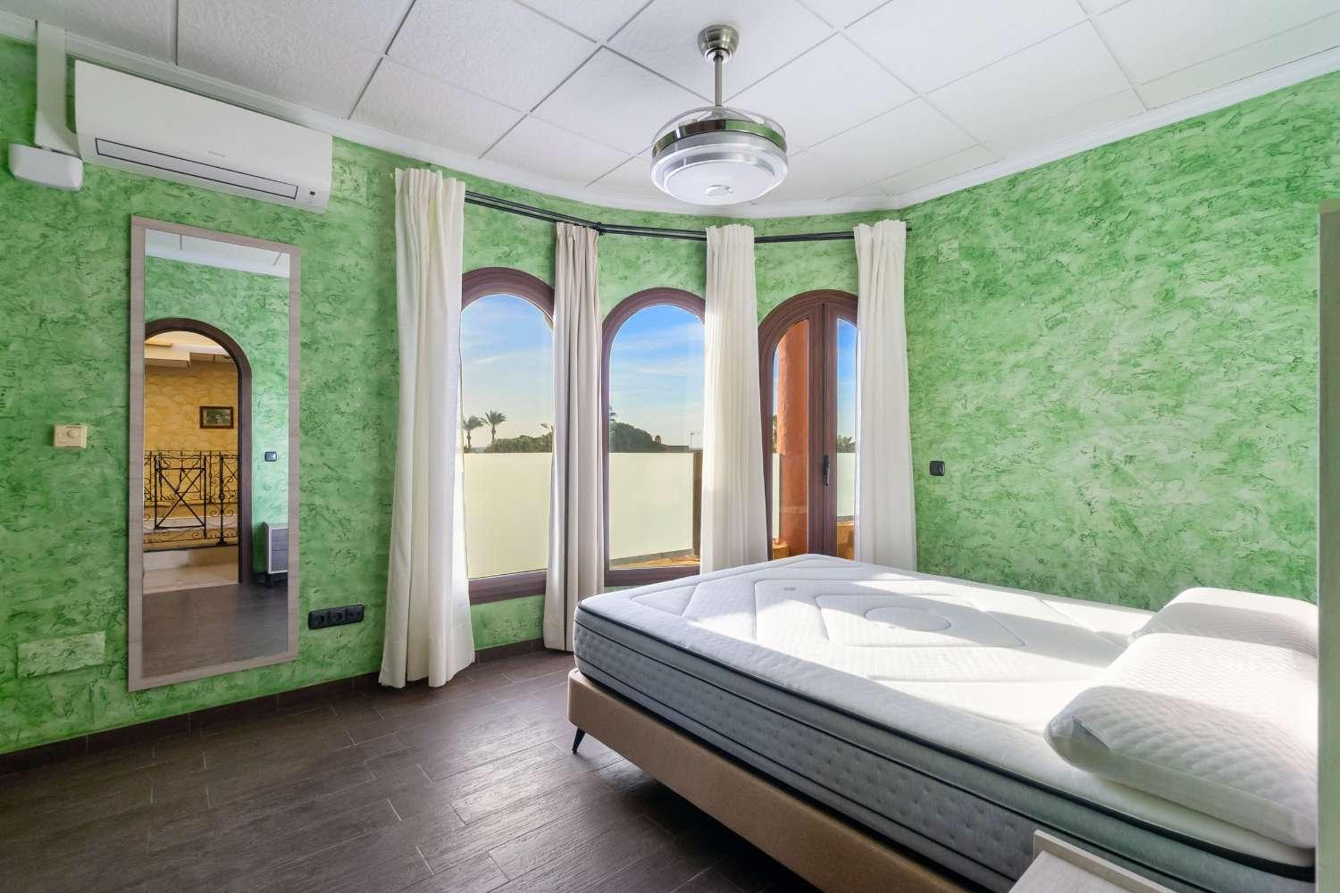 Villa en Venta en Orihuela