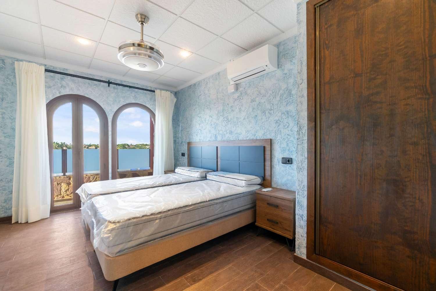 Villa en Venta en Orihuela