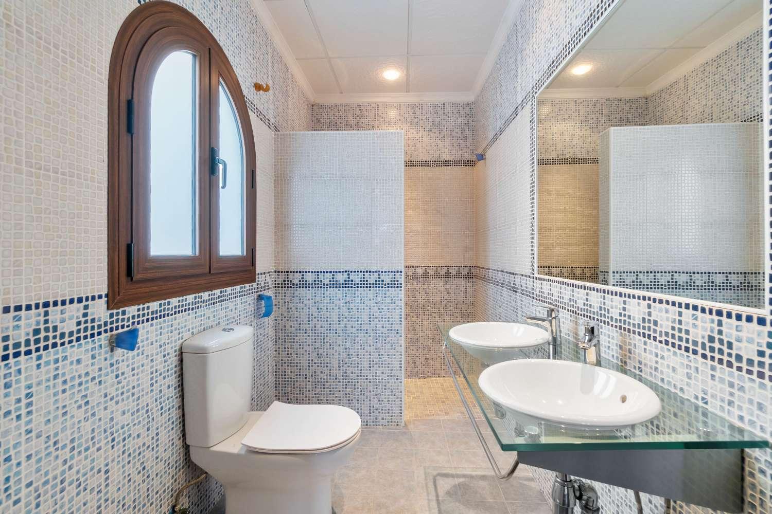 Villa en Venta en Orihuela