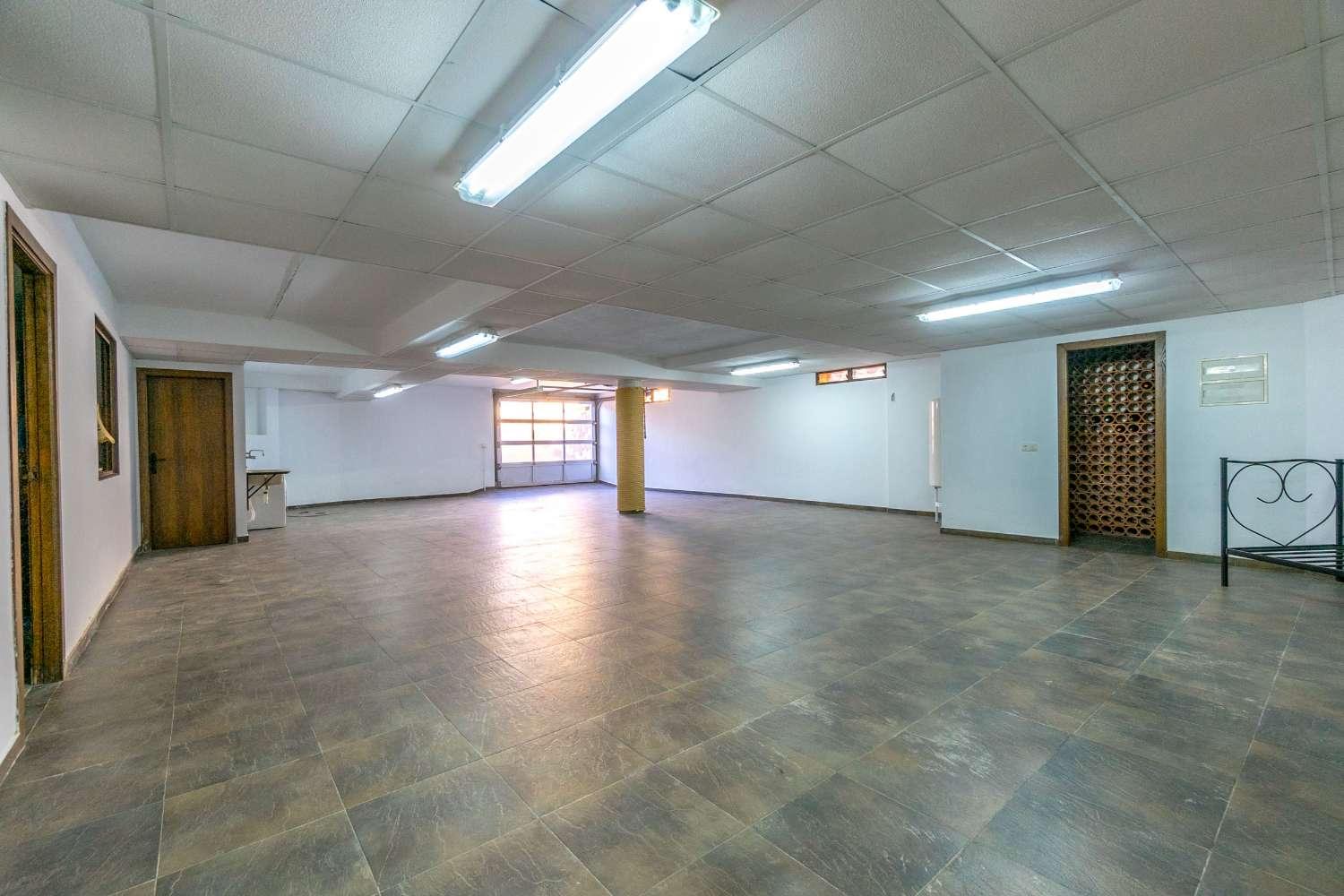 Villa en Venta en Orihuela