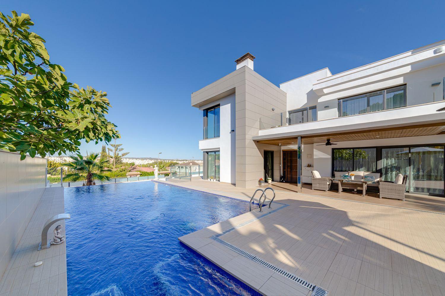 Villa en Venta en Torrevieja