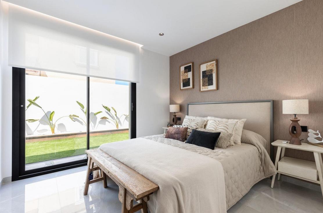 Chalet for Sale in Orihuela