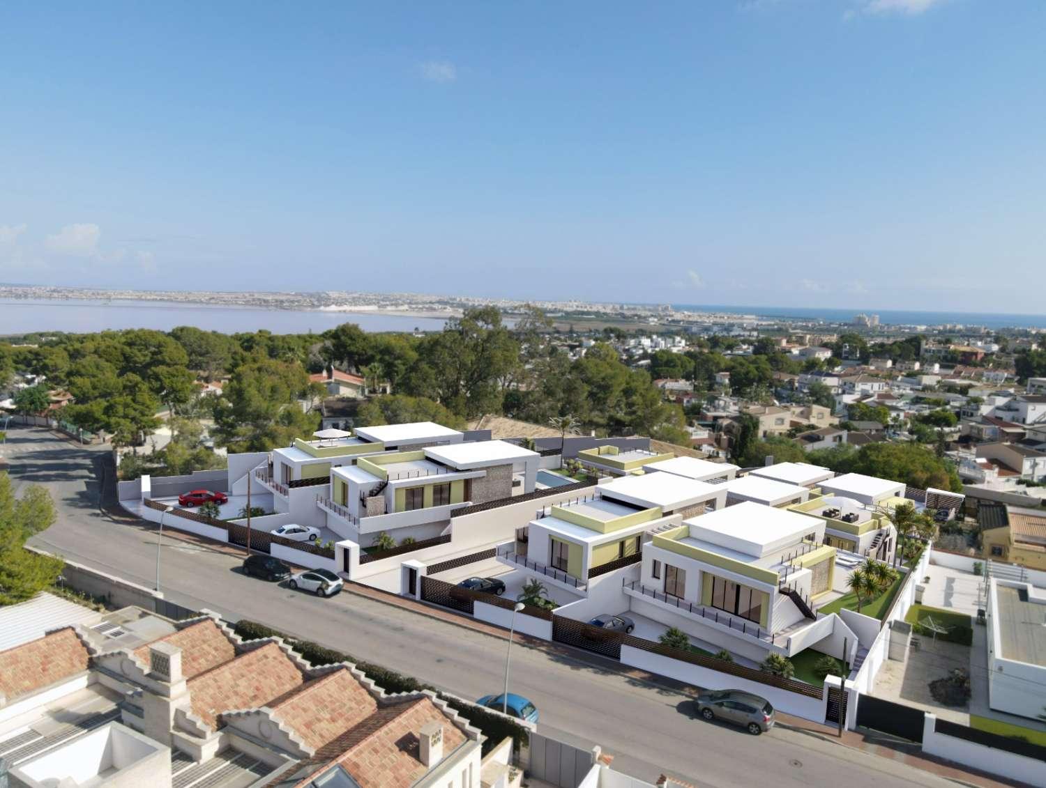 Chalet for Sale in Orihuela