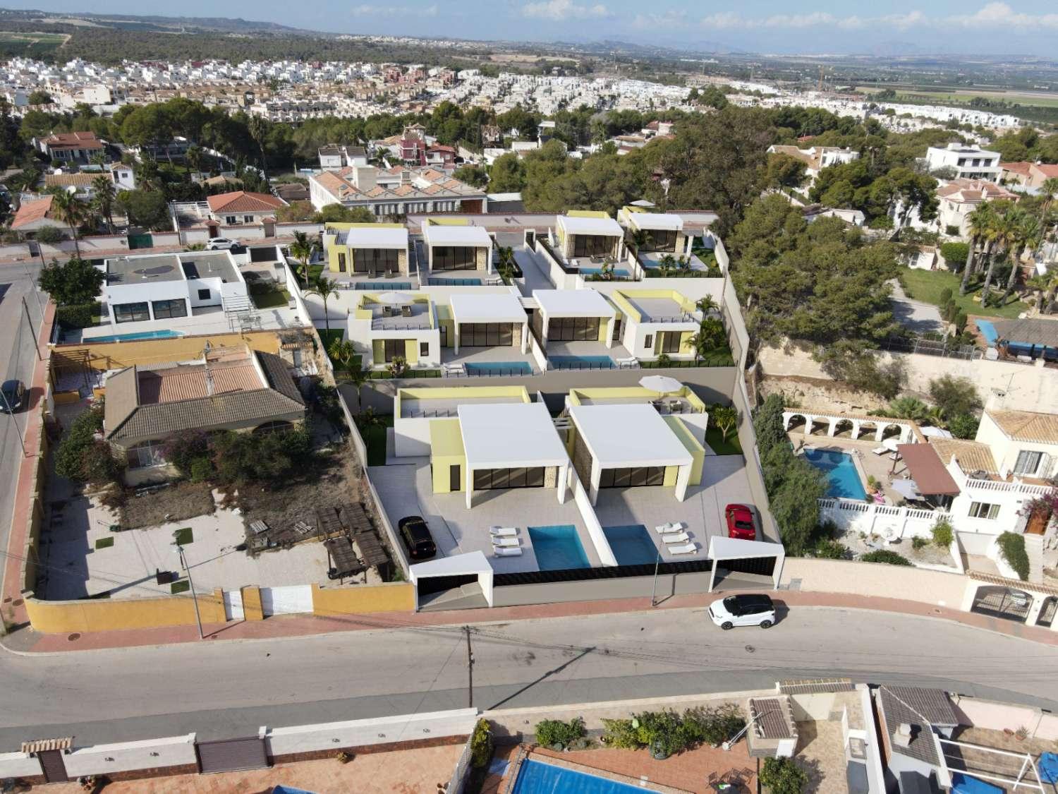 Chalet for Sale in Orihuela