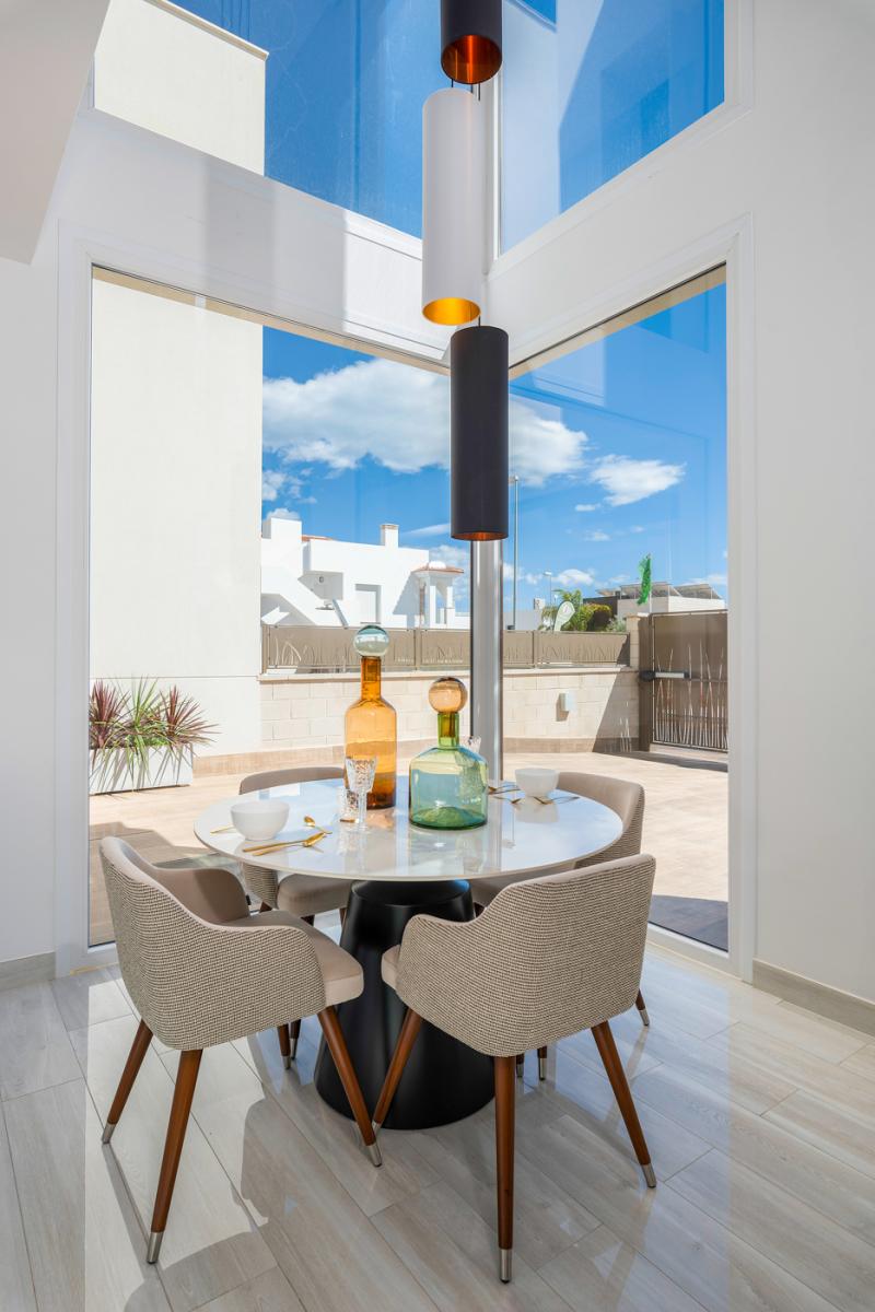 Chalet for Sale in Los Montesinos