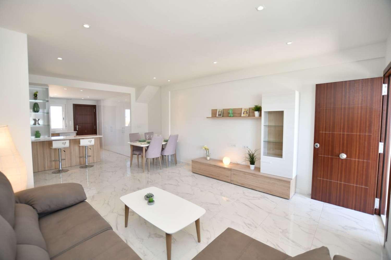 Apartamento en Venta en San Miguel de Salinas