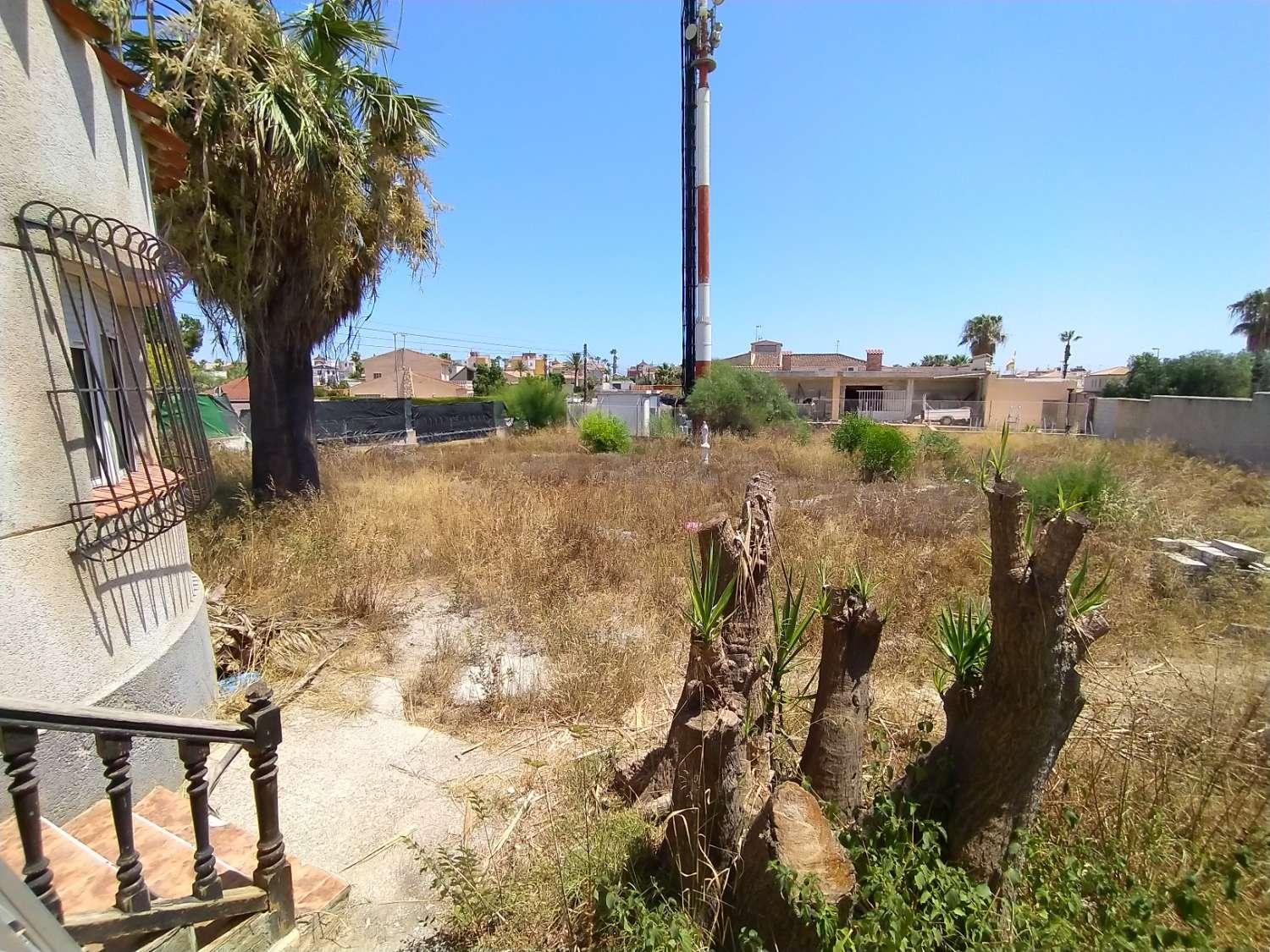 Chalet en Venta en Orihuela