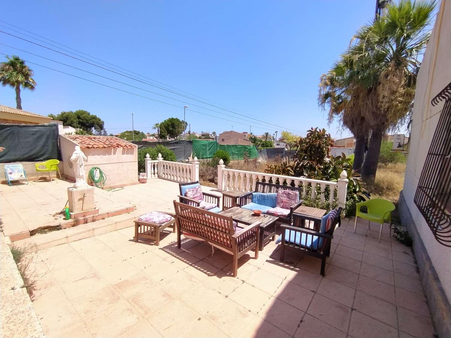 Chalet en Venta en Orihuela
