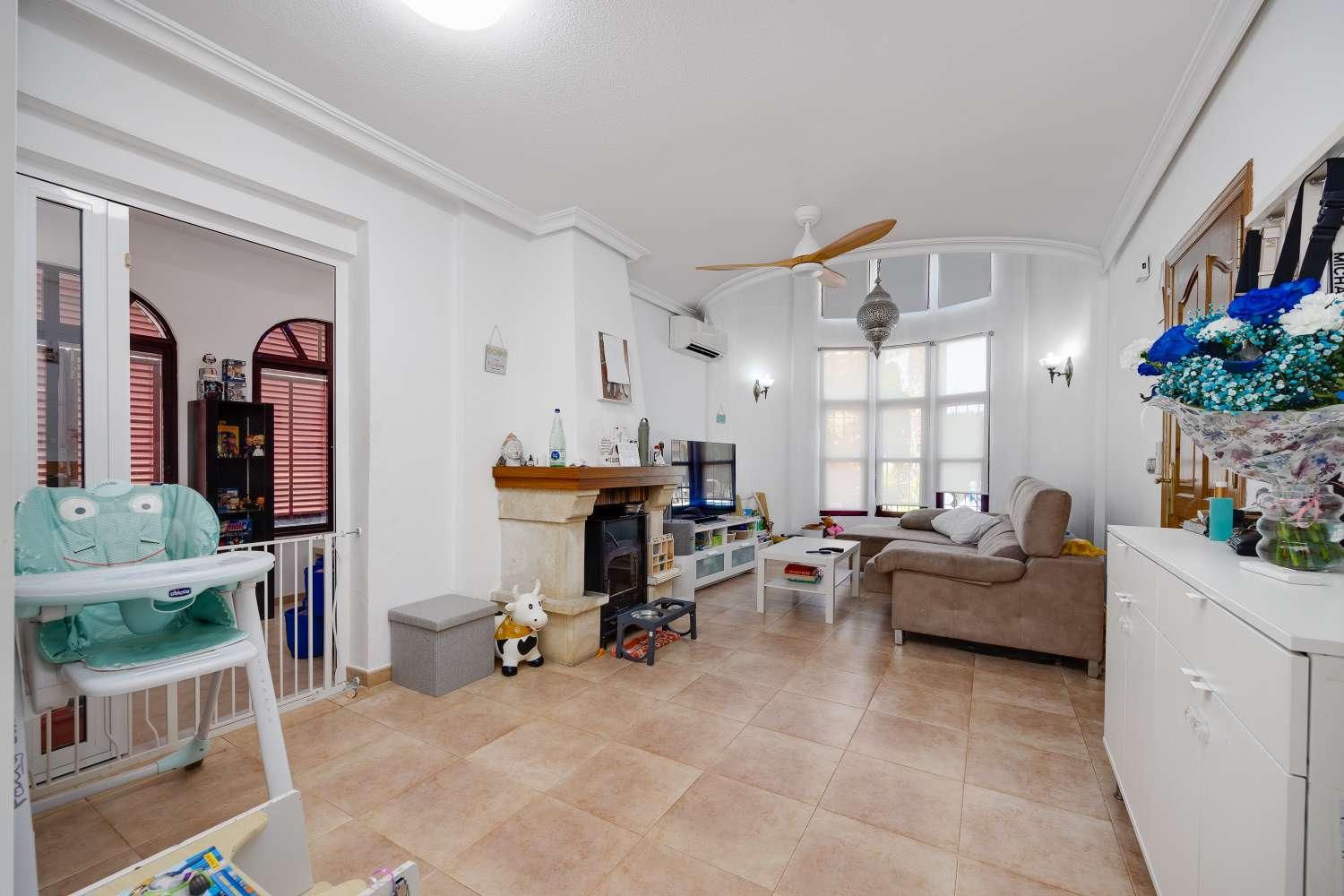 Chalet en Venta en San Fulgencio