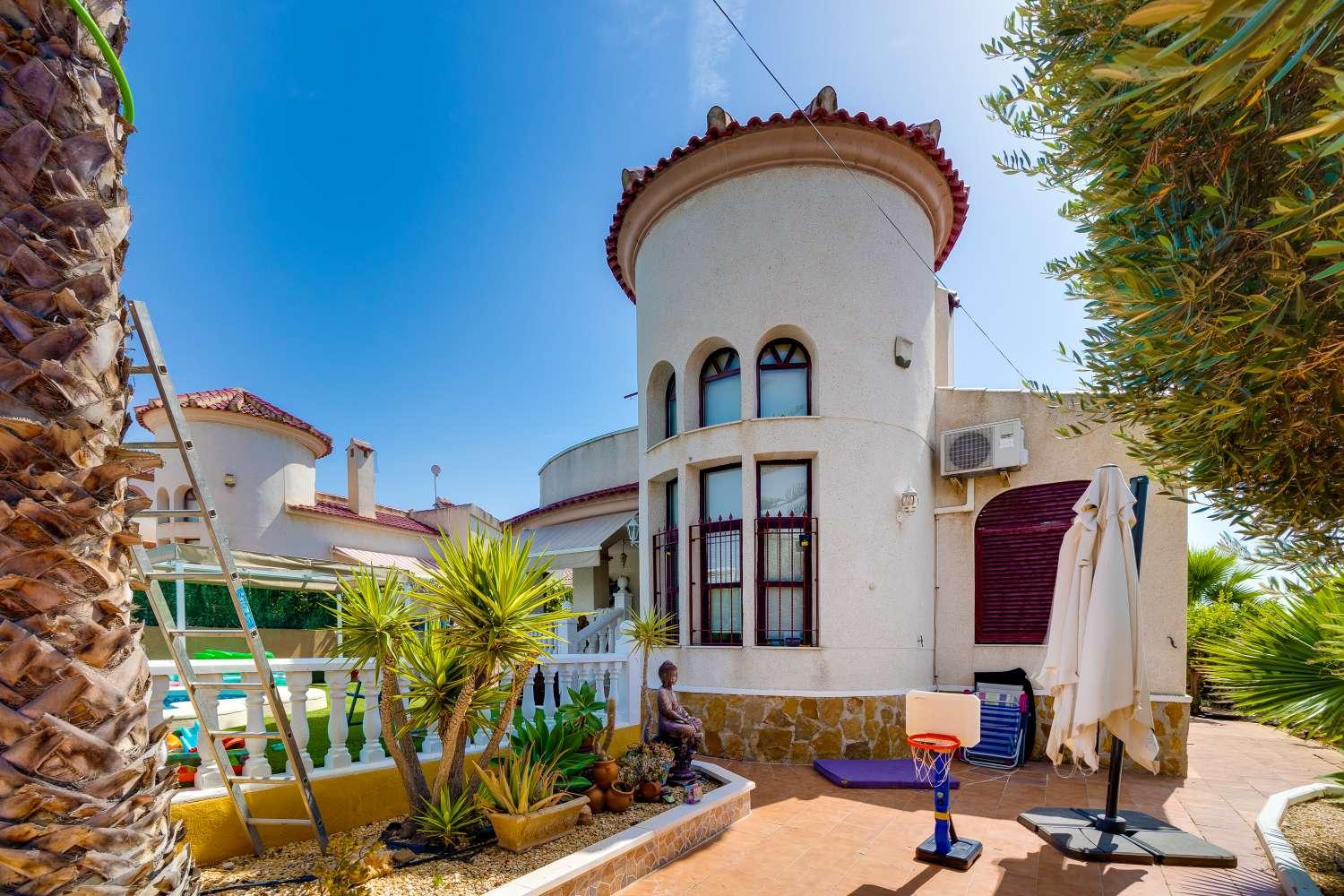 Chalet en Venta en San Fulgencio