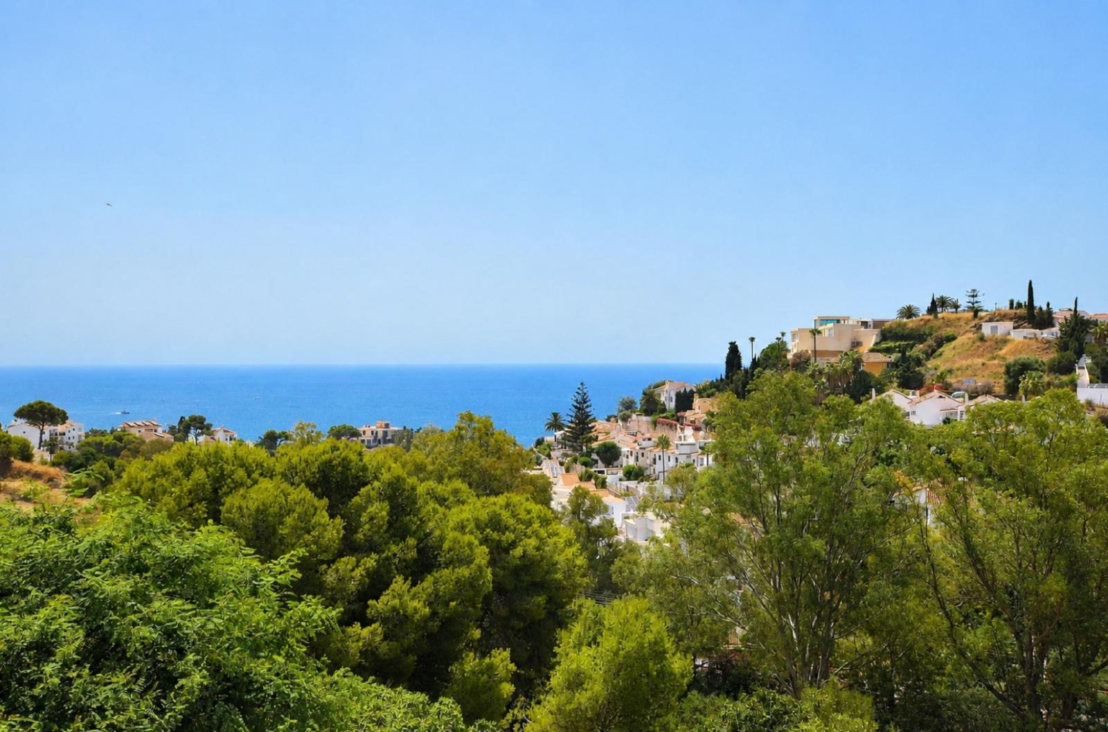 Villa for Sale in Benalmádena