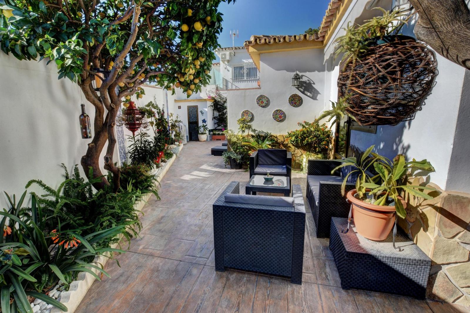 Villa for Sale in Benalmádena
