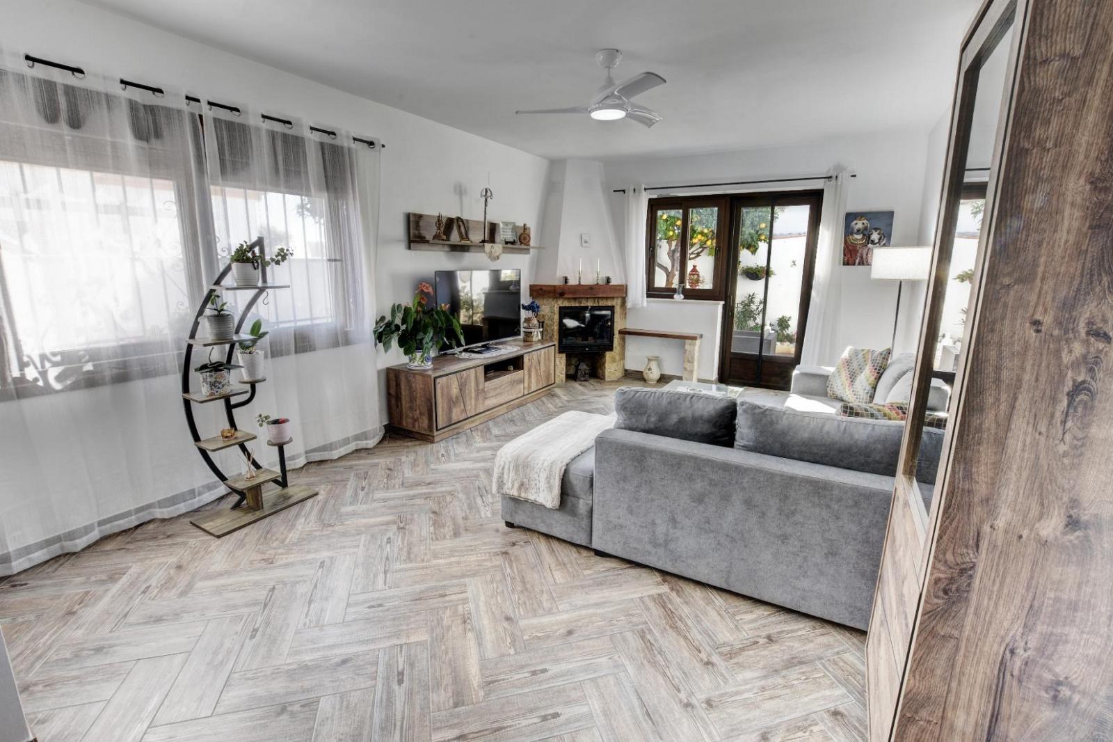 Villa for Sale in Benalmádena
