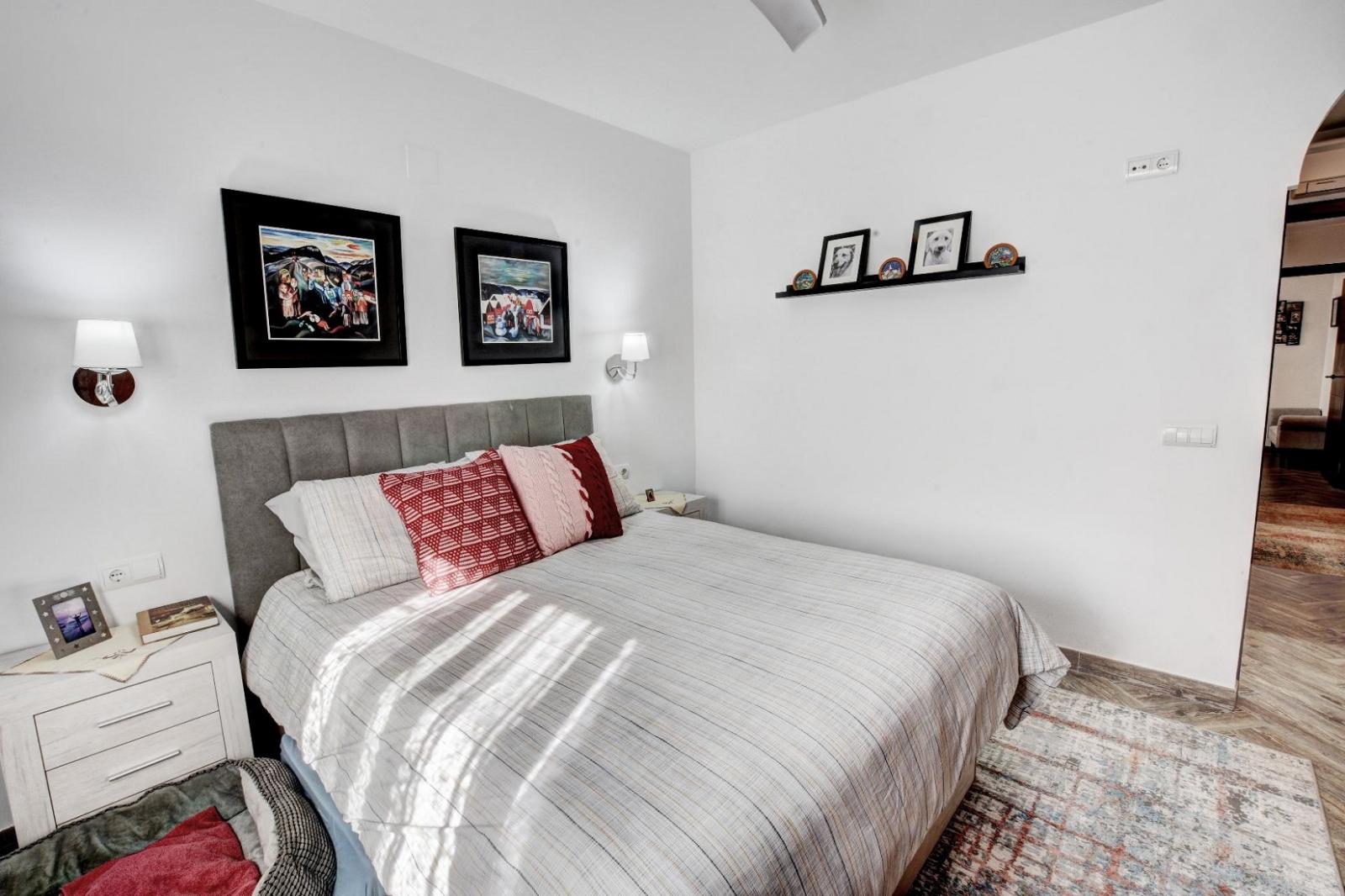 Villa for Sale in Benalmádena