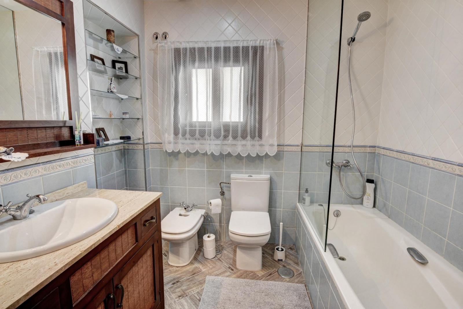 Villa for Sale in Benalmádena