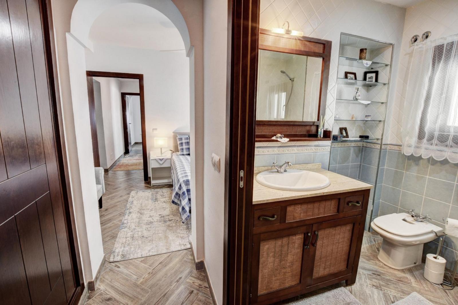 Villa for Sale in Benalmádena