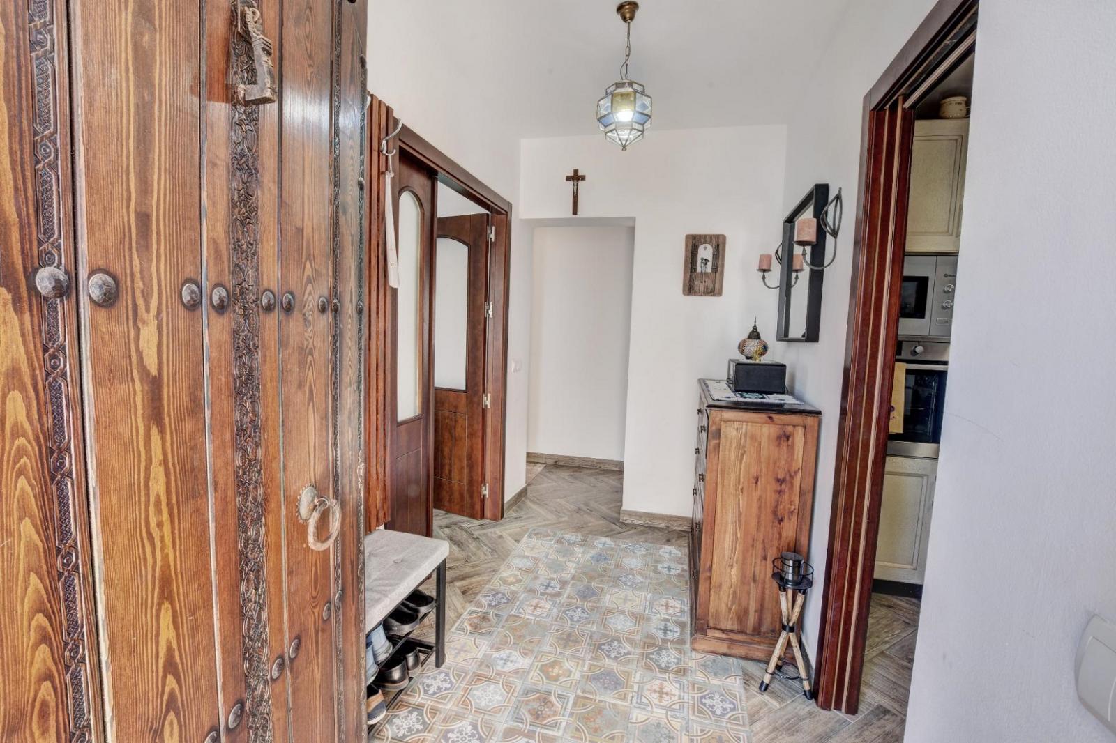 Villa for Sale in Benalmádena