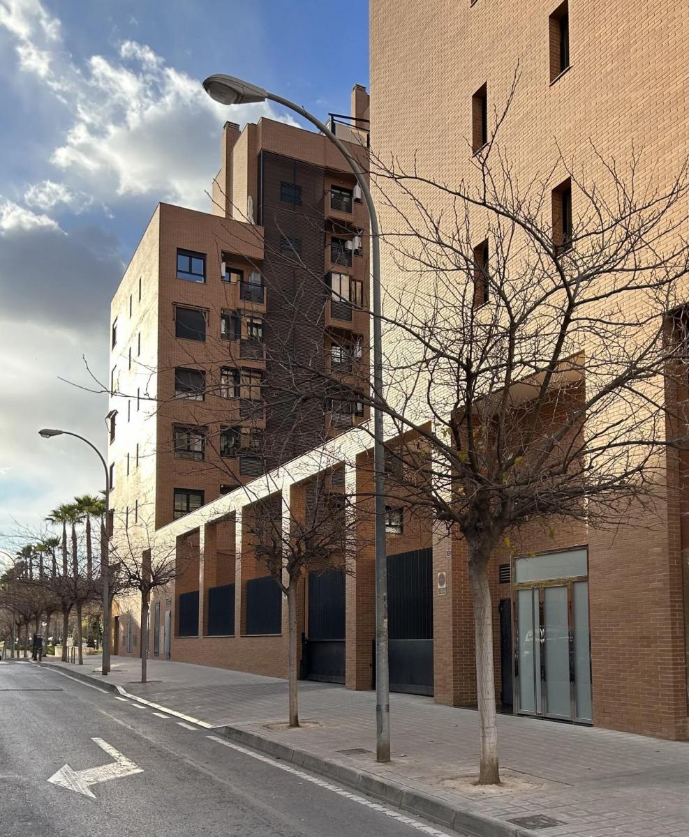 Flat for Sale in Alicante