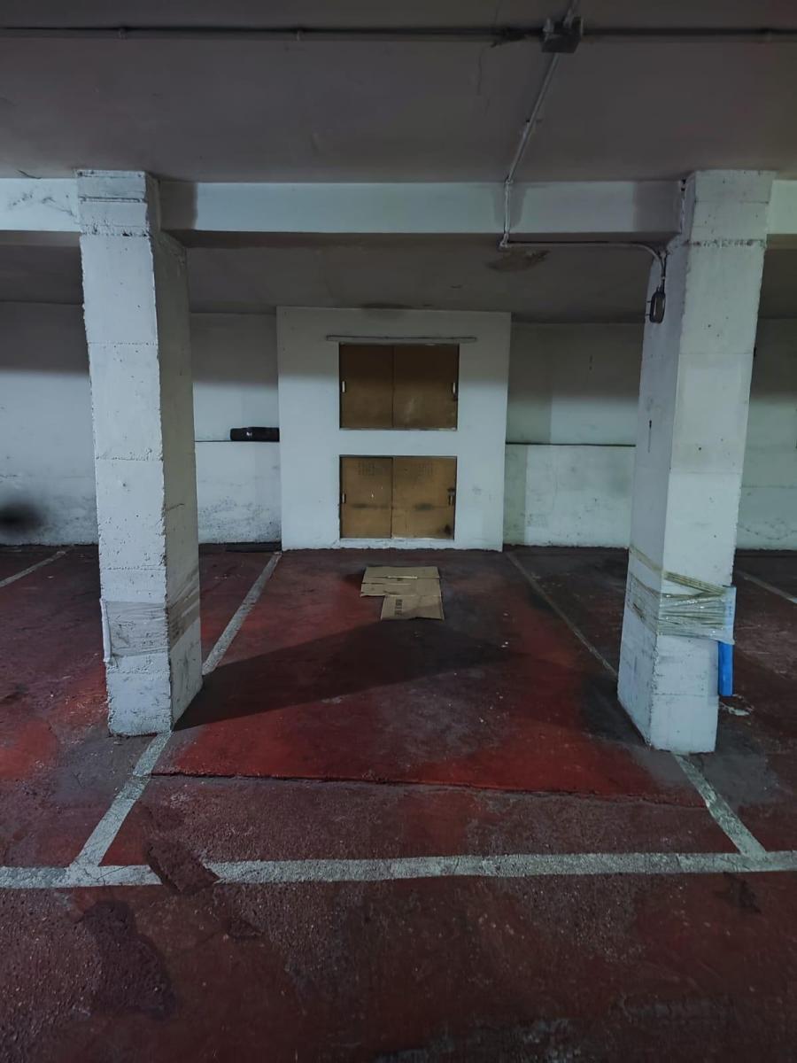 Garage for Rent in Valladolid