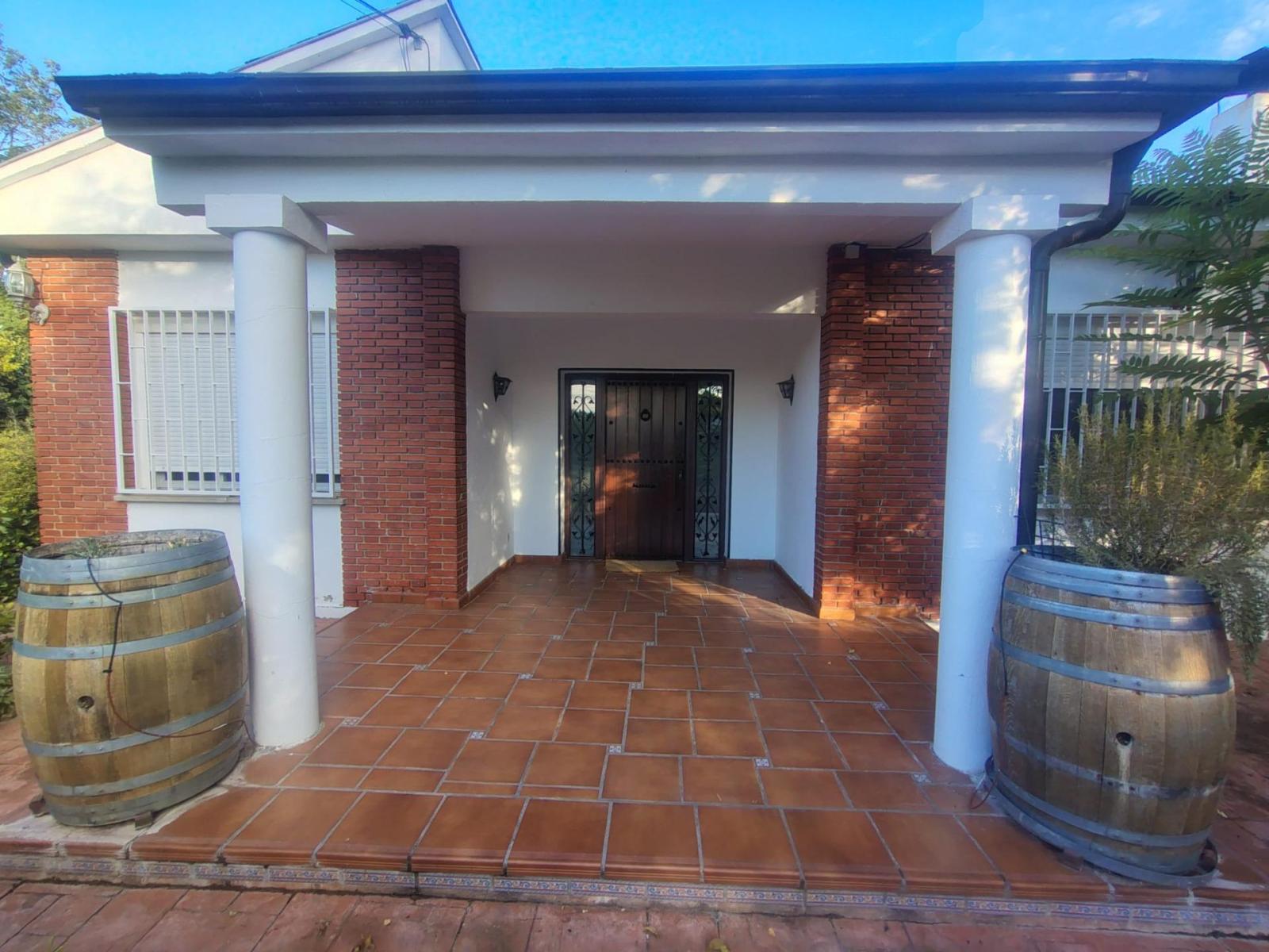 Chalet for Rent in Viana de Cega