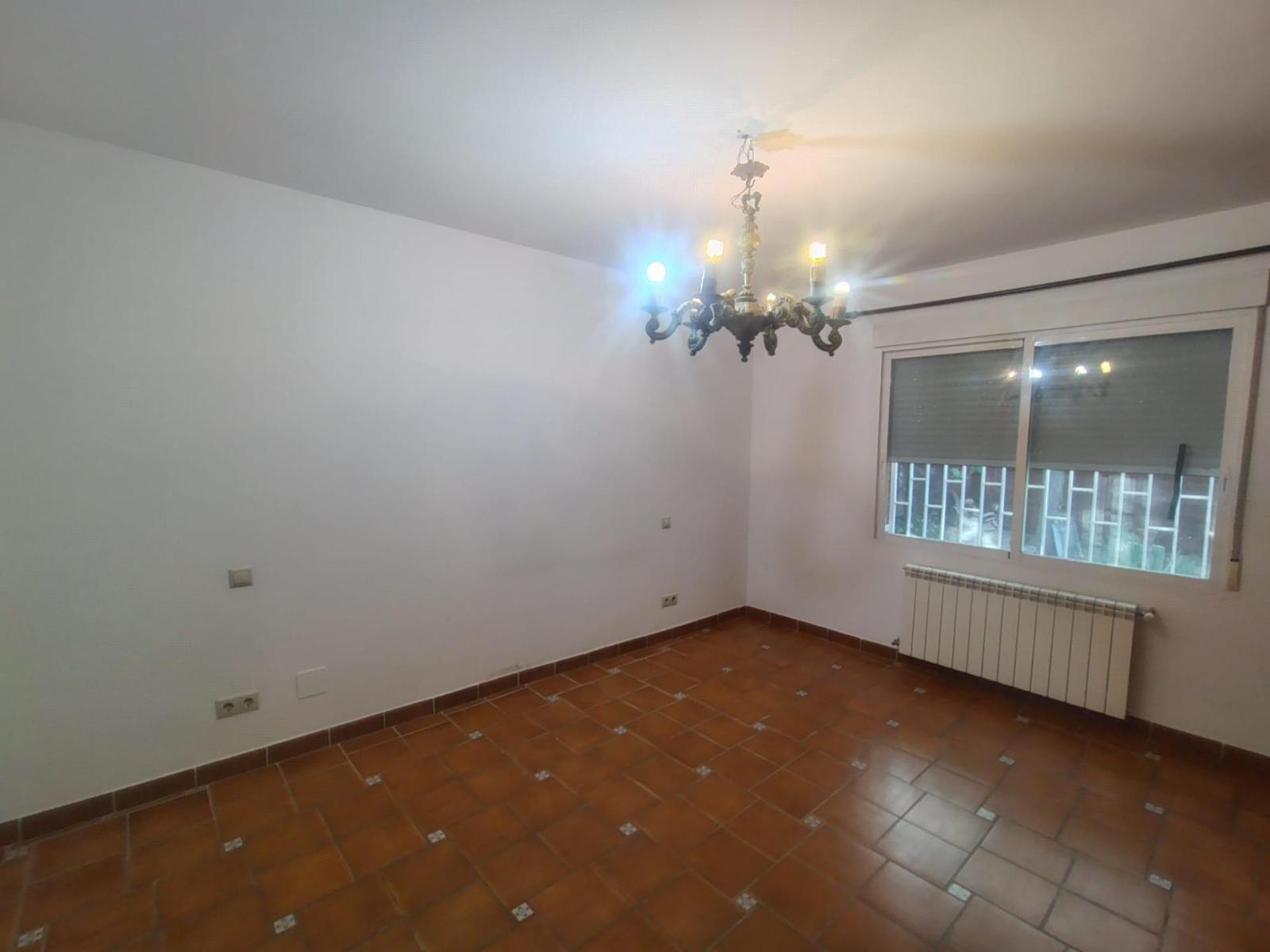 Chalet for Rent in Viana de Cega