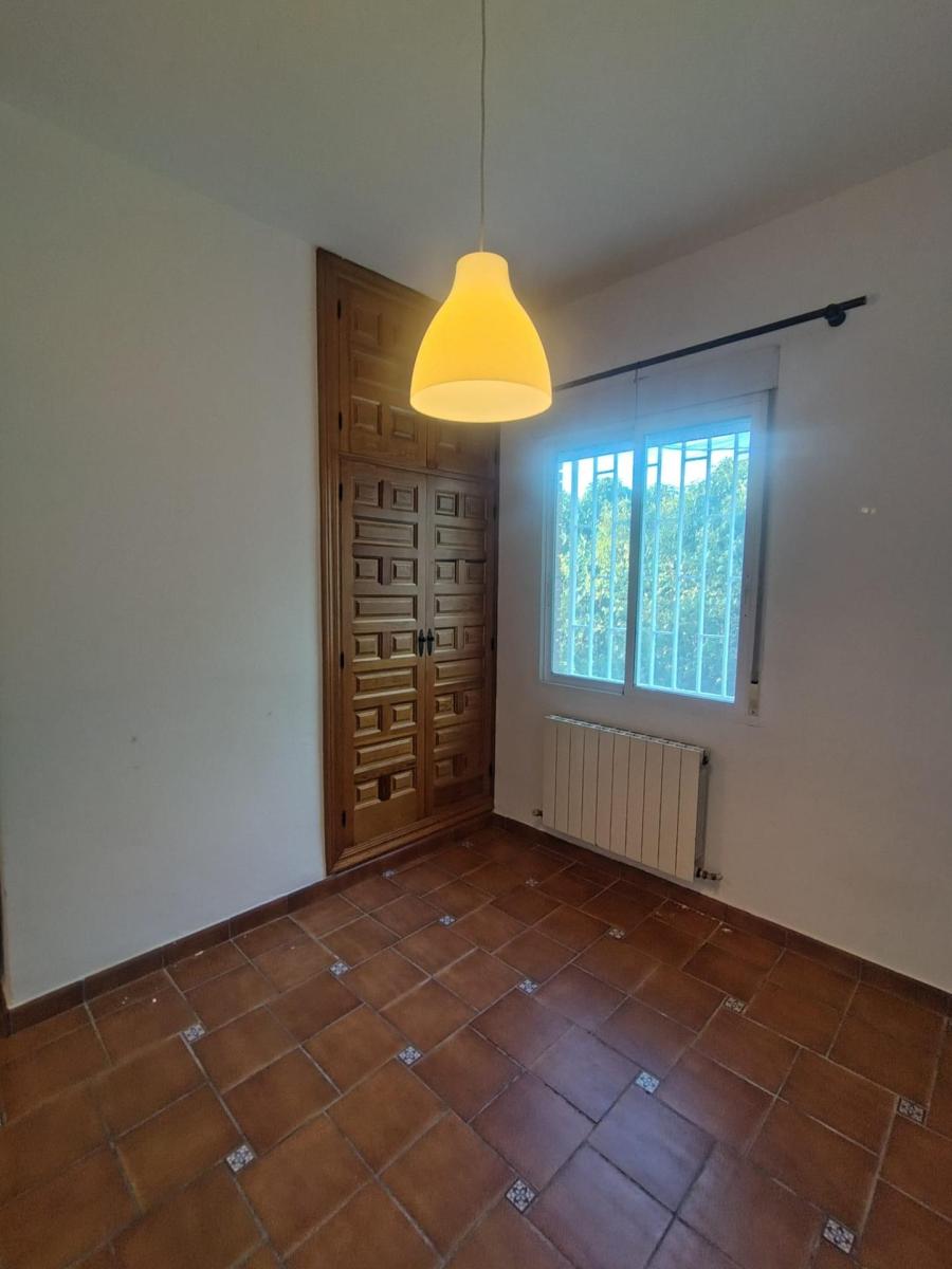 Chalet for Rent in Viana de Cega