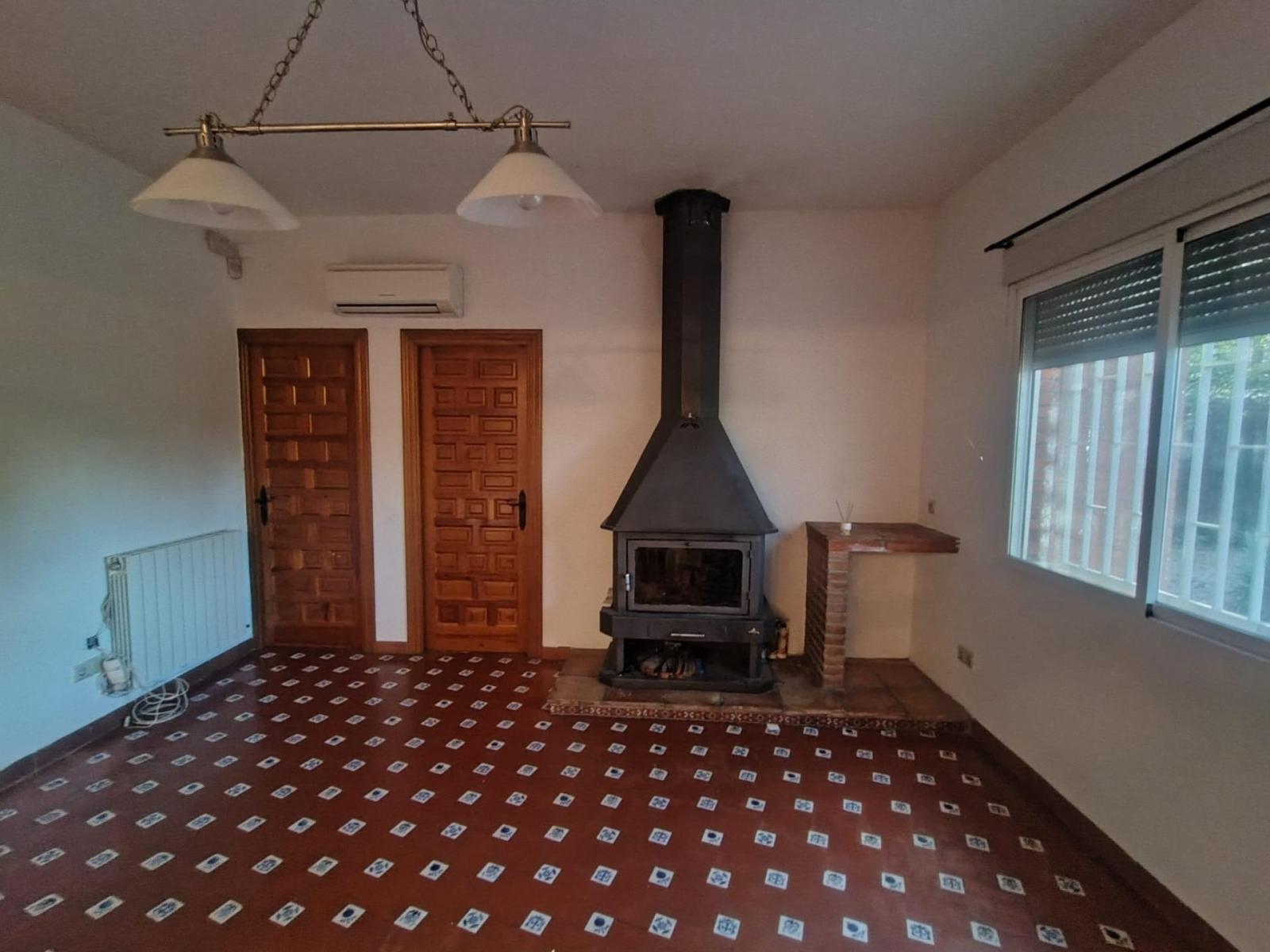 Chalet for Rent in Viana de Cega