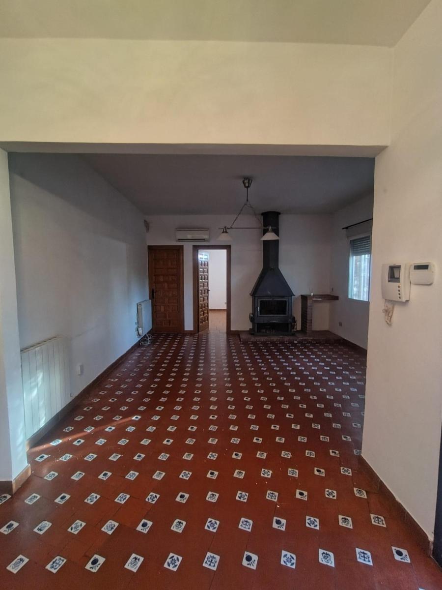 Chalet for Rent in Viana de Cega