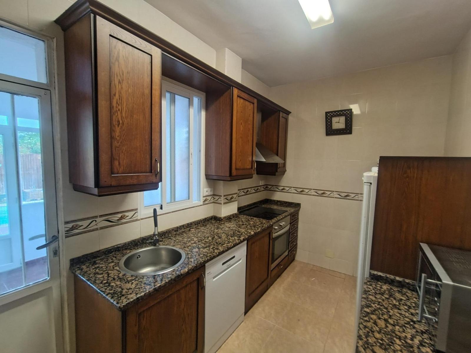Chalet for Rent in Viana de Cega