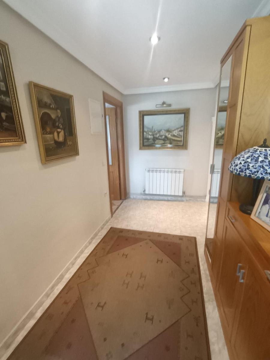 Chalet for Sale in Viana de Cega