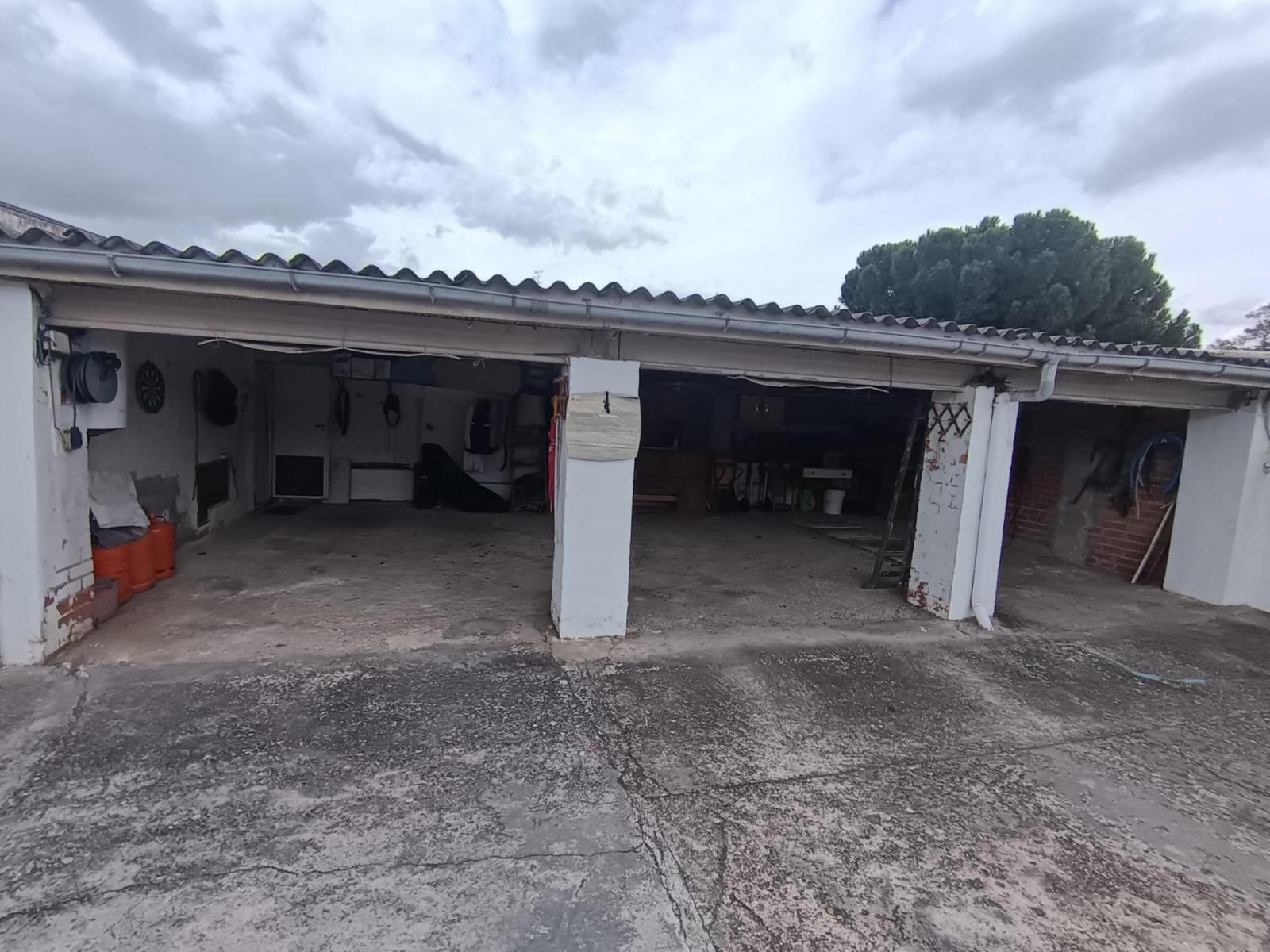 Chalet for Sale in Viana de Cega