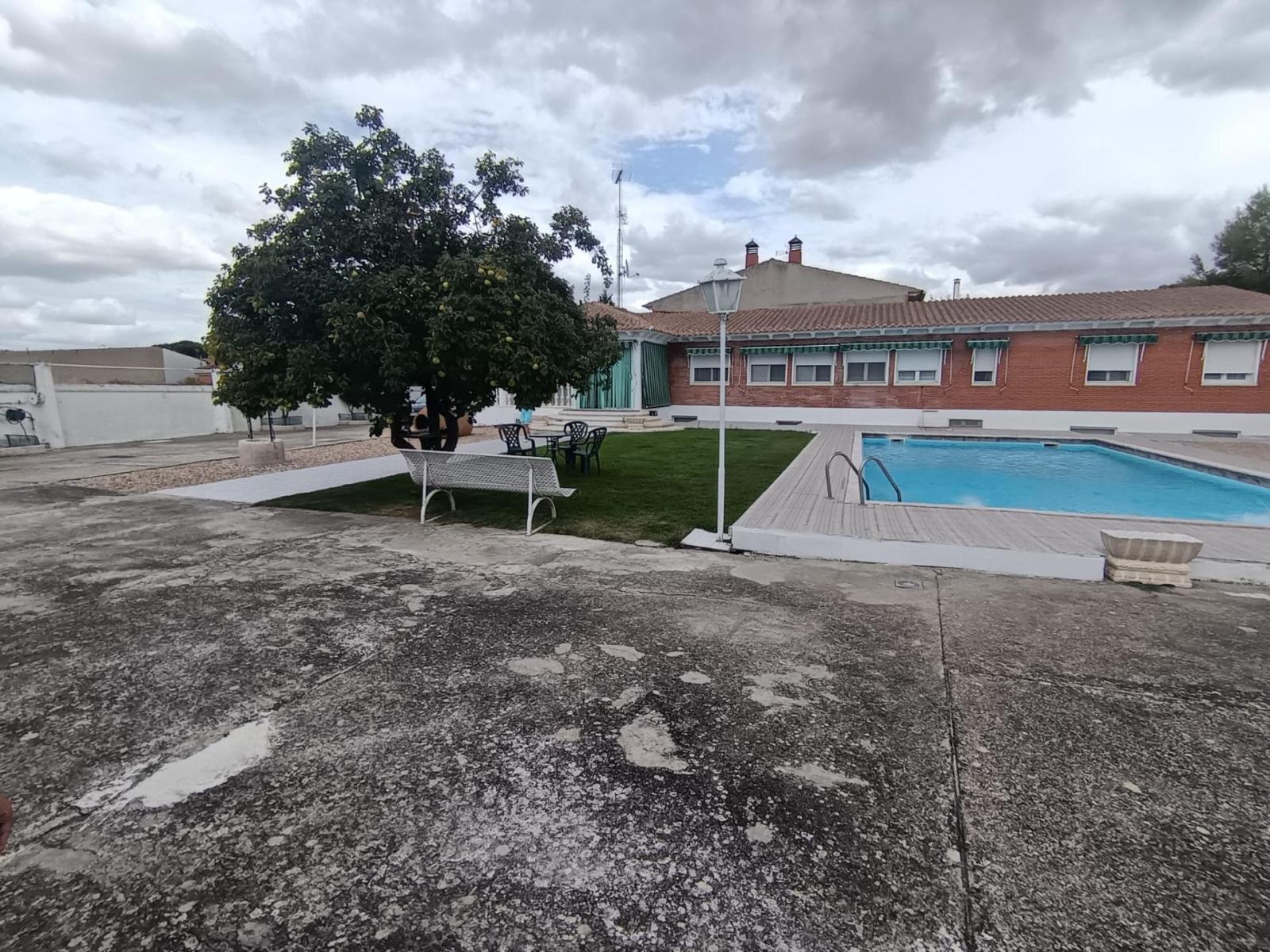 Chalet for Sale in Viana de Cega