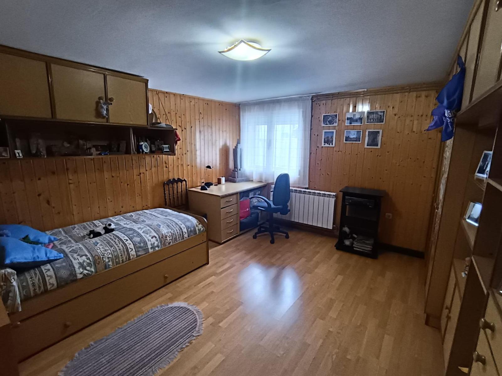 Chalet for Sale in Viana de Cega