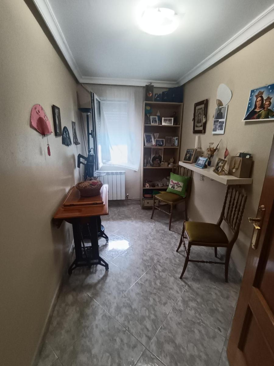 Chalet for Sale in Viana de Cega