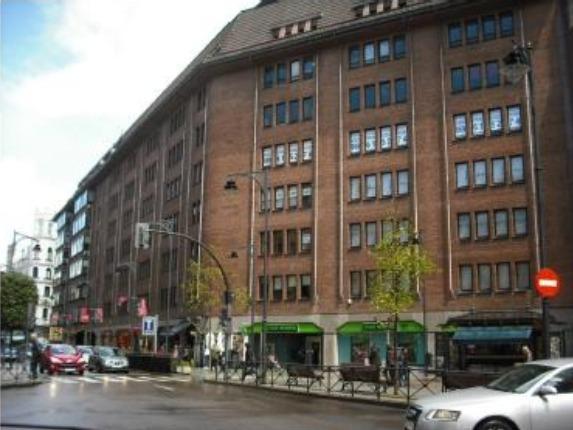 Garage for Rent in Valladolid