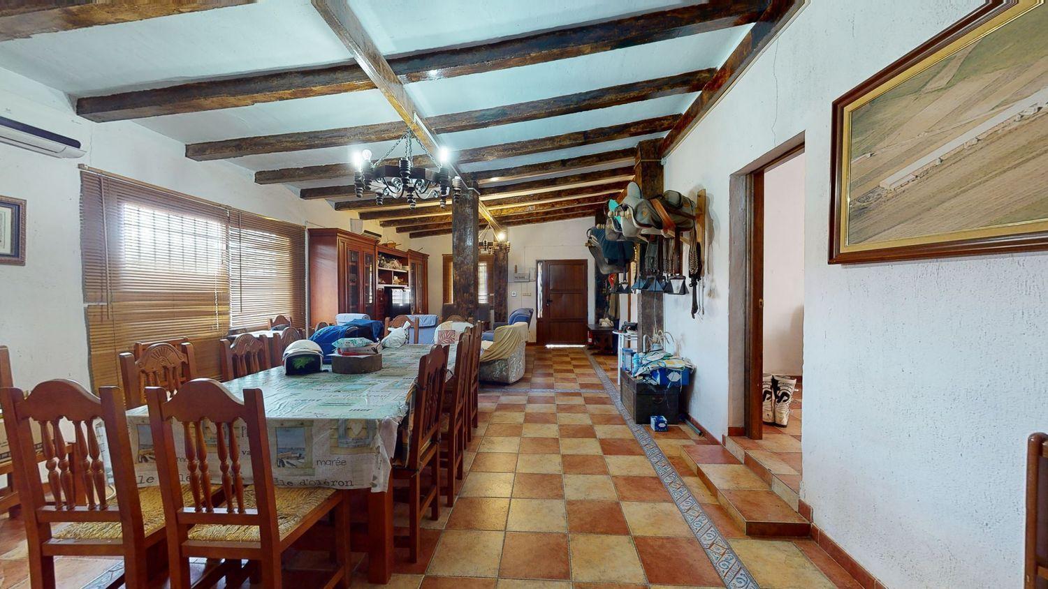 Plot for Sale in Almorox