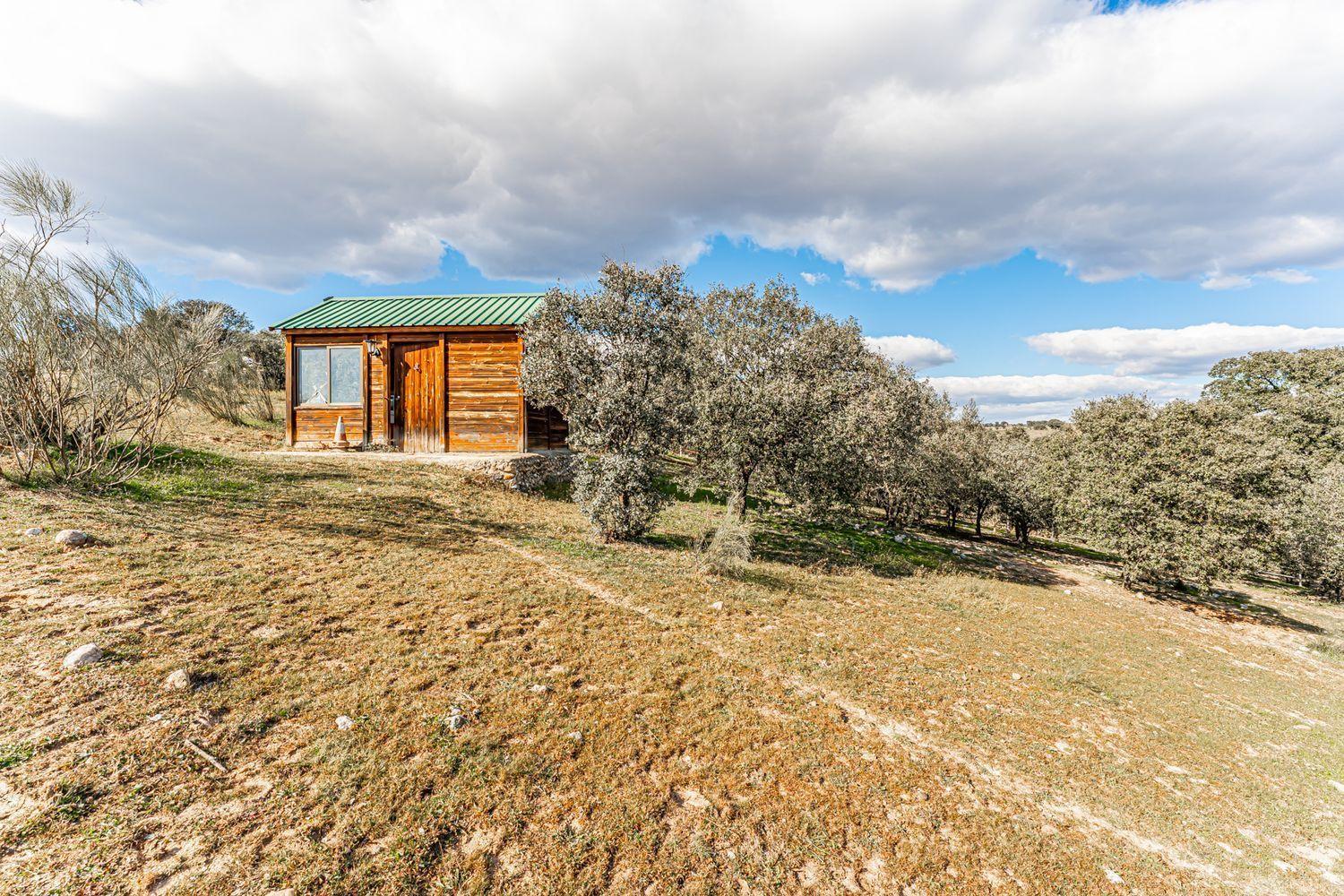 Plot for Sale in Almorox