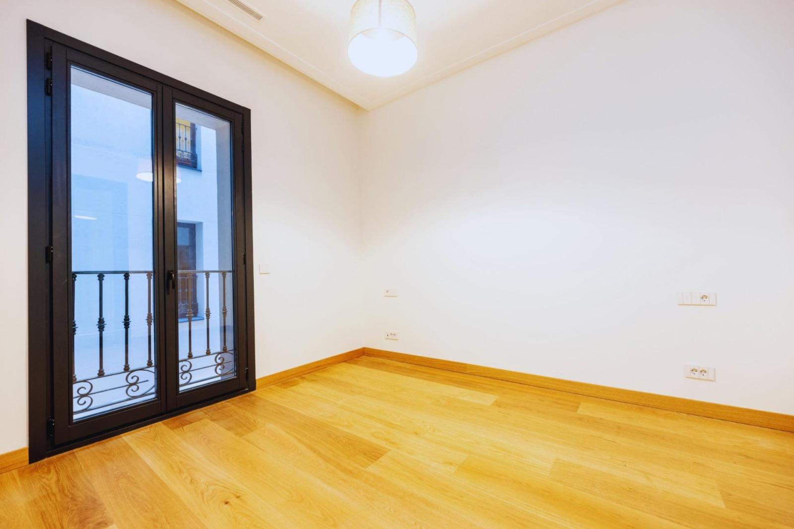 Flat for Sale in Madrid