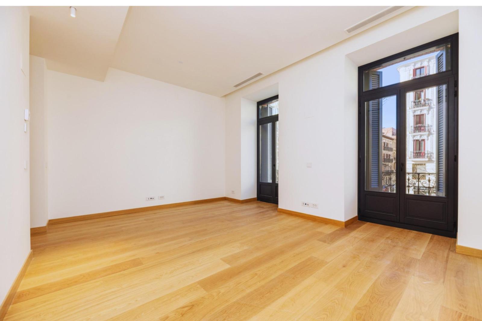 Flat for Sale in Madrid