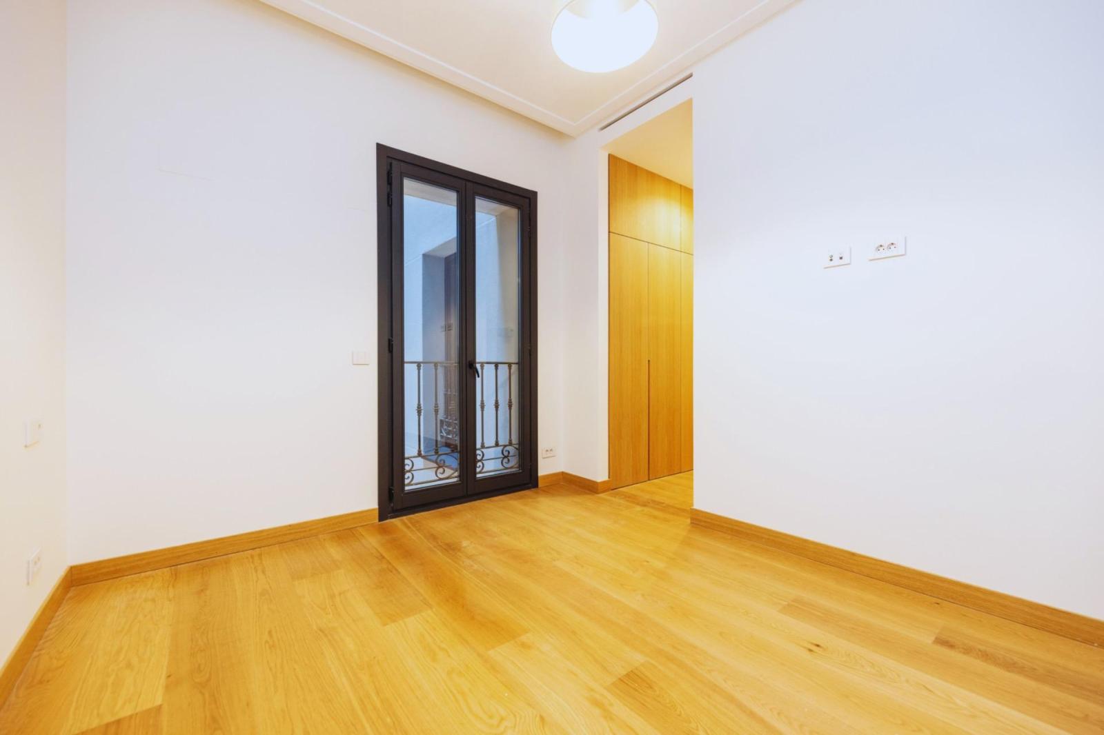Flat for Sale in Madrid