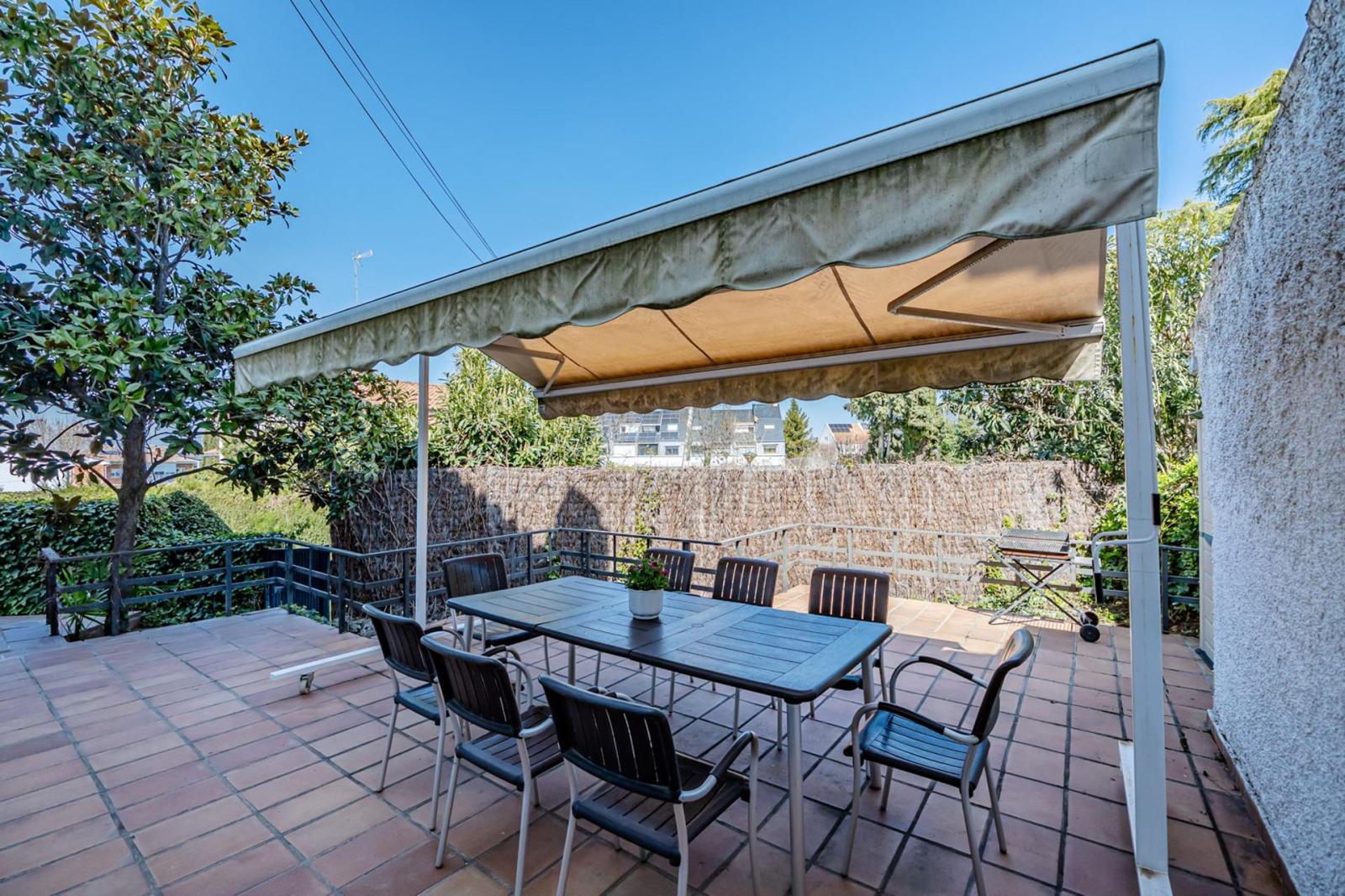 Semi-detached House for Sale in Pozuelo de Alarcón