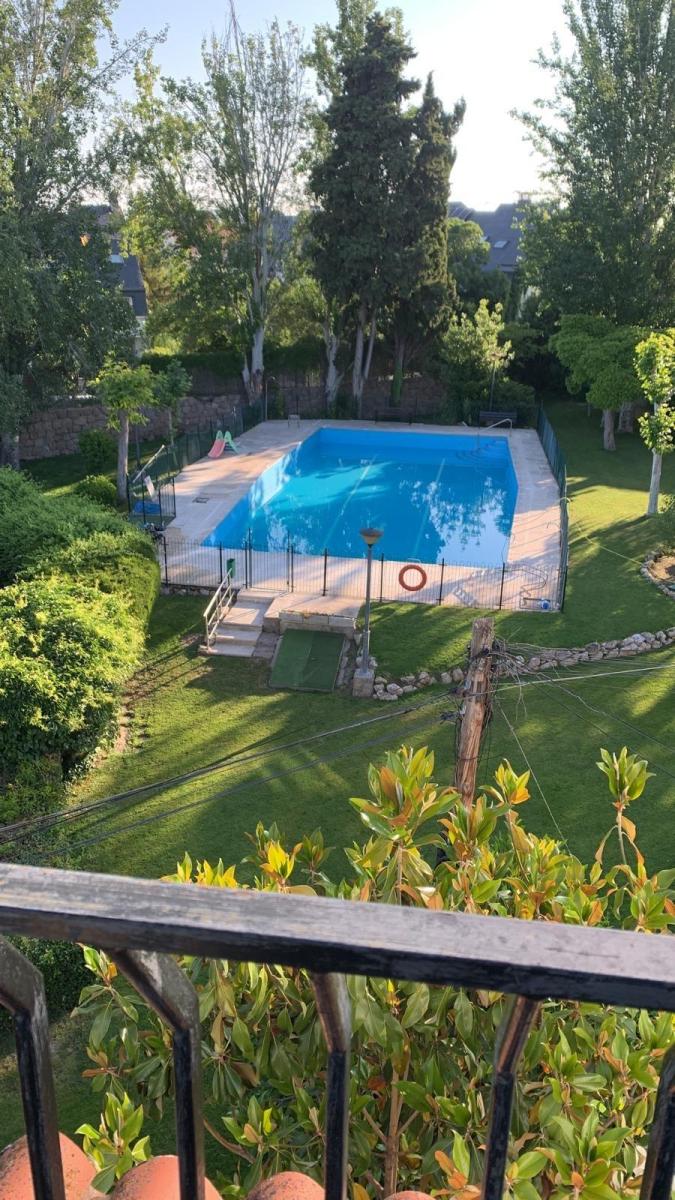 Semi-detached House for Sale in Pozuelo de Alarcón