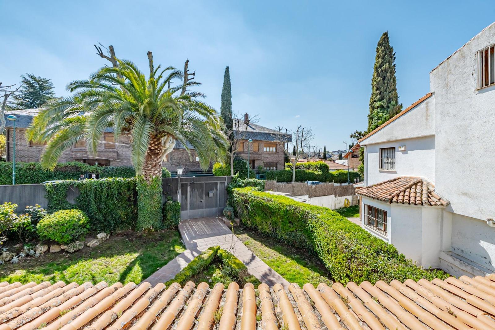 Semi-detached House for Sale in Pozuelo de Alarcón
