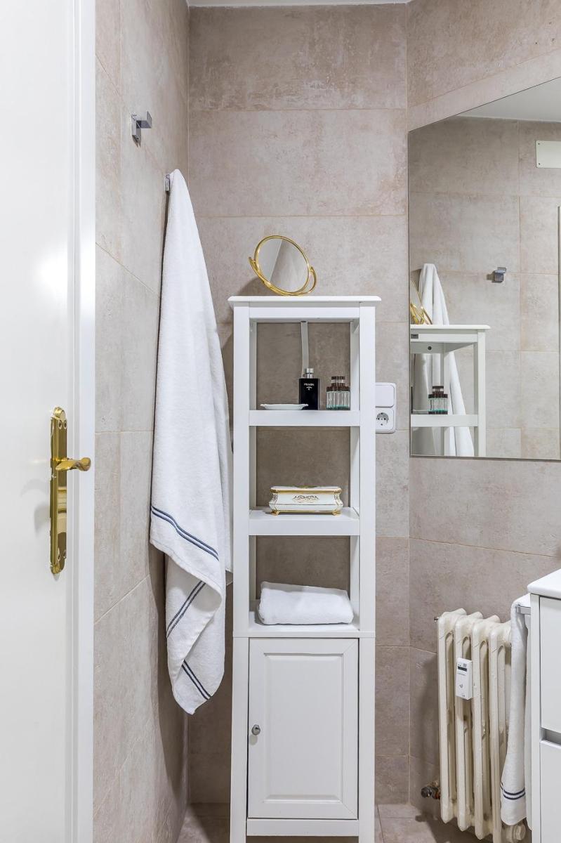 Flat for Sale in Madrid